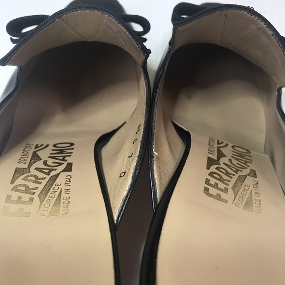 Salvatore Ferragamo Leather Mules Slides Vera Bow Heels Italy Black Gold logo - Picture 10 of 16